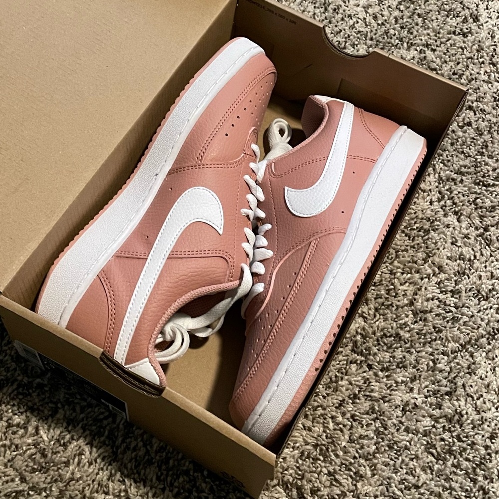 Nike court vision